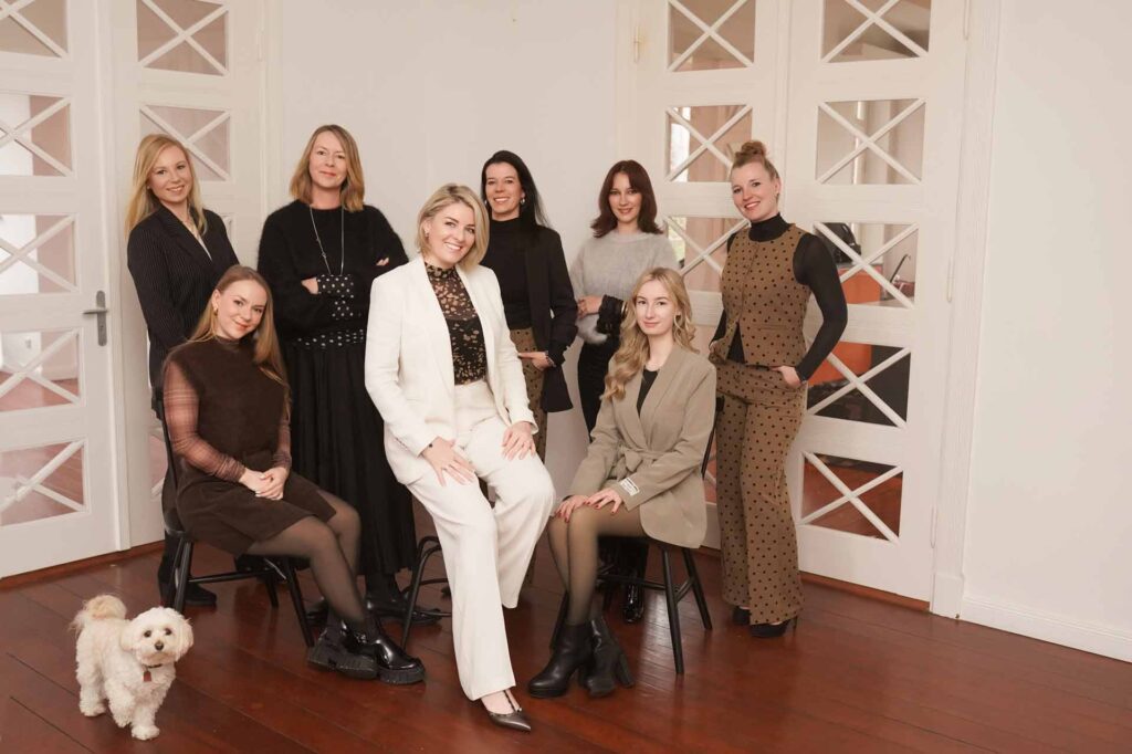 Immobilienvermittlung-Mandy-Brockelmann-Team-Immoladys