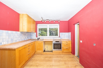 Küche - Raum für Ihre Wohnträume – freistehendes Haus mit großem Grundstück und Potenzial