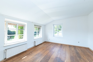 Pferdehaltung möglich! Süßes Reetdachhaus sucht neuen Eigentümer. - Schlafzimmer