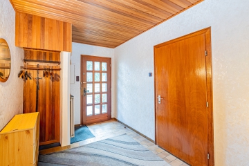 Eingangsbereich - Großzügiges Einfamilienhaus im Grünen – ideal für Familie, Tiere & Hobbys