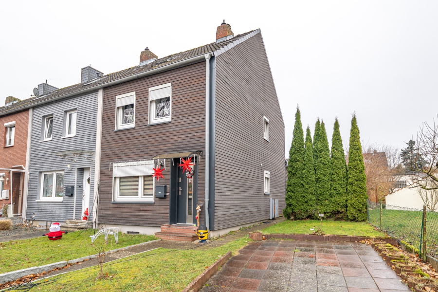 Außenansicht - Wohnkomfort und Gartenidylle – Ihr neues Zuhause wartet