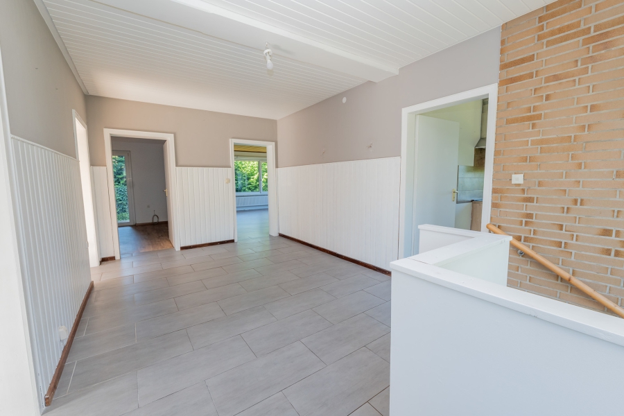 Flur - Modernisierter Bungalow – Wohnen auf einer Ebene mit Wohlfühlgarten