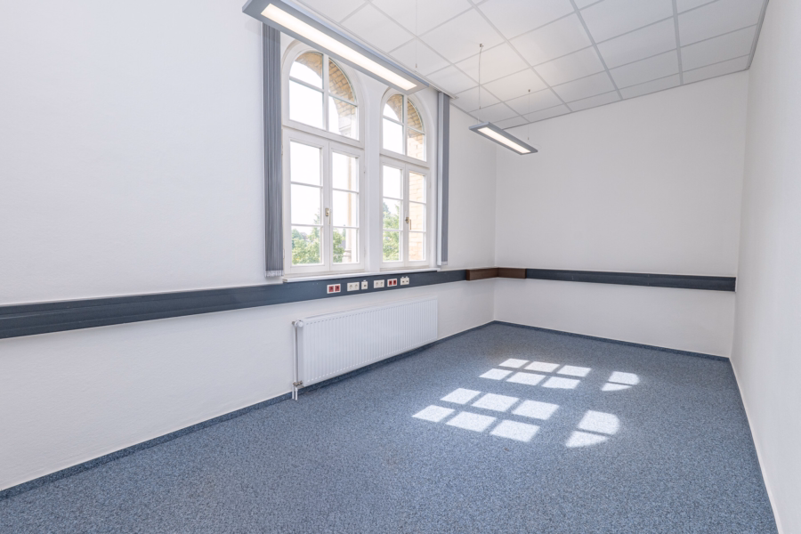 2. OG Altbau Büro 4