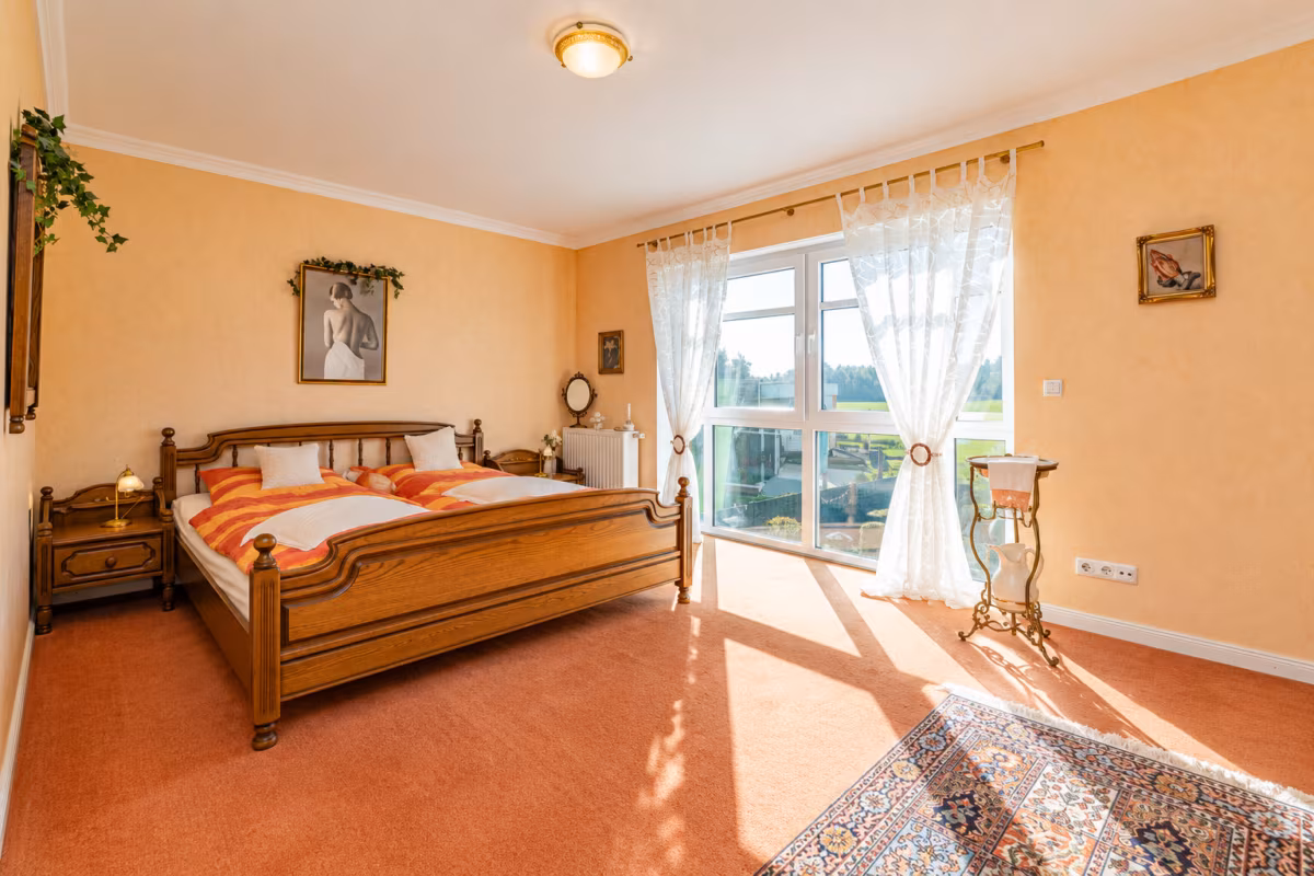 Schlafzimmer 2 OG