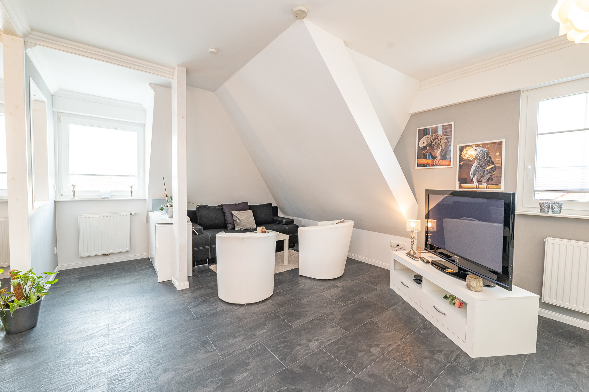 Ihr neues Wohnparadies: Einfamilienhaus plus Tiny House in ruhiger Sackgasse! - Schlafzimmer (15474)