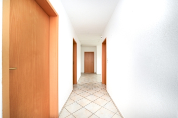 Flur - Gemütliche Obergeschosswohnung in Ebersdorf mit Stellplatz