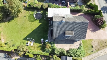 Ruhiges Familienidyll: Großzügiges Zuhause in Sackgassenlage, 21726 Oldendorf, Einfamilienhaus