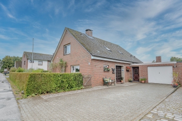 Außenansicht - Einfamilienhaus mit massig Platz! Solaranlage, Garage, Wintergarten und vieles mehr!