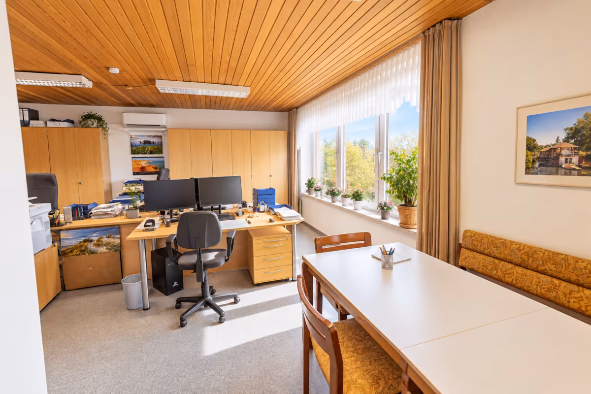 Büro OG