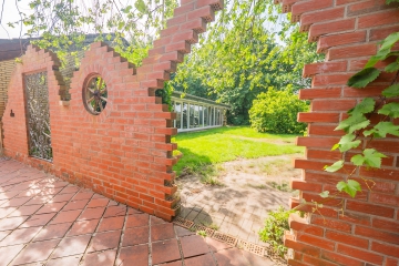 Raum für Visionen – Ihr kreatives Renovierungsprojekt wartet!, 21775 Odisheim, Mehrfamilienhaus