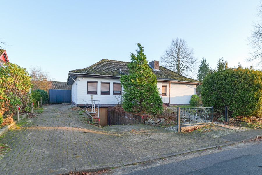 Außenansicht - Toller Bungalow in familienfreundlicher Lage!