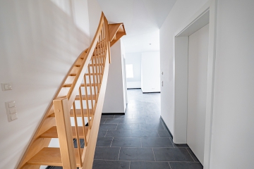 Hochwertiges Wohnen Am Wohnpark Hamfeld – 3-Zimmer-OG-Wohnung mit Stil - Eingangsbereich