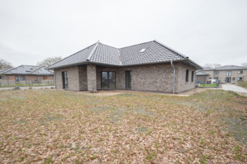 Modernes Wohnen trifft Individualität – Ihr Neubau-Bungalow Am Osterbruch! - Garten