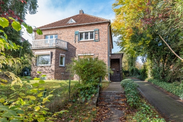 Stilvolles Stadthaus mit historischem Charme – ein Zuhause voller Atmosphäre!, 21680 Stade, Einfamilienhaus
