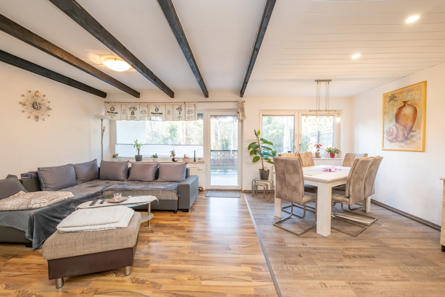 Wohzimmer - Mieten, einziehen, wohlfühlen – Reihenhaus im Grünen