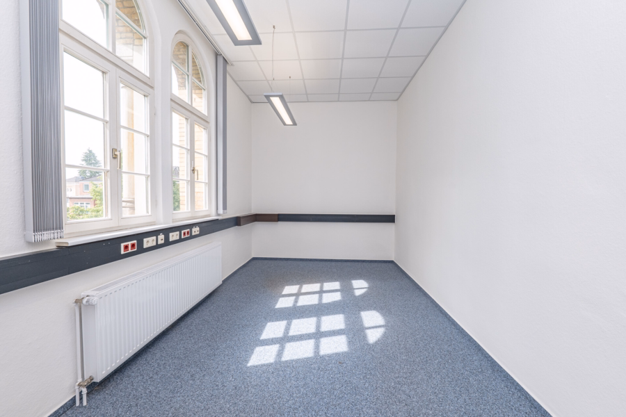 2. OG Altbau Büro 4