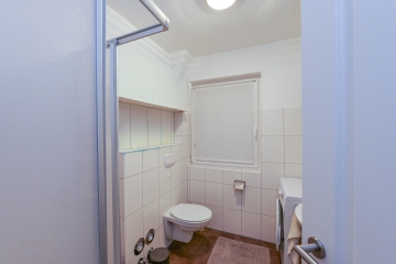 Badezimmer - Solide Kapitalanlage im 1. Obergeschoss (Nr.11) zu verkaufen! Stellplatz inklusive.