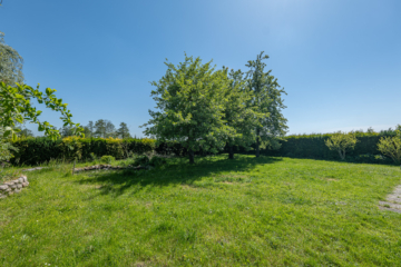 Ruhige und idylische Lage mit viel Wohnfläche! - Garten