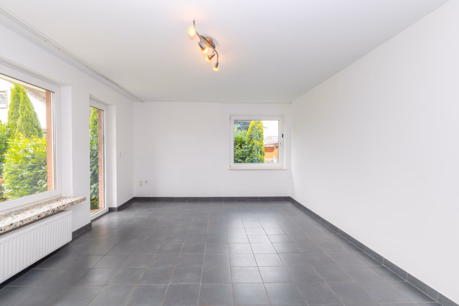 Wohnzimmer mit Terrassentür