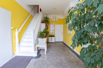 Viel Platz und Möglichkeiten: Charmantes Ein- oder Zweifamilienhaus mit großer Scheune in Kutenholz, 27449 Kutenholz, Zweifamilienhaus