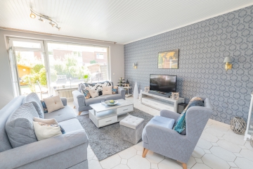 Gepflegtes Endreihenhaus mit Südterrasse in familienfreundlicher Lage - Wohnzimmer
