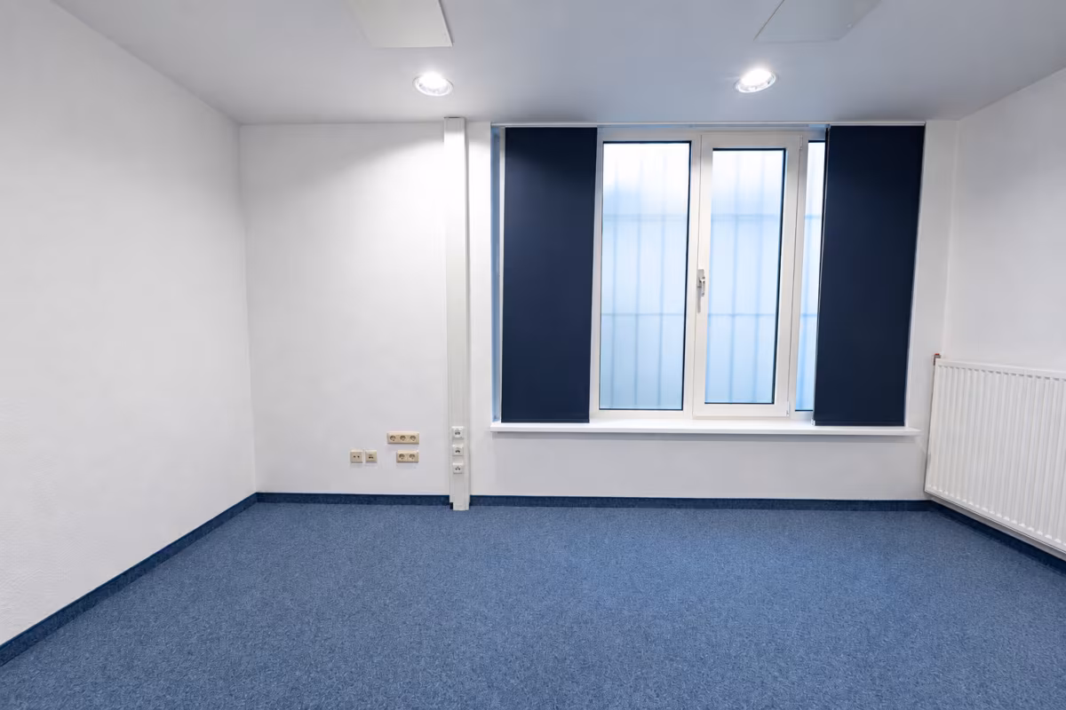 Büro EG