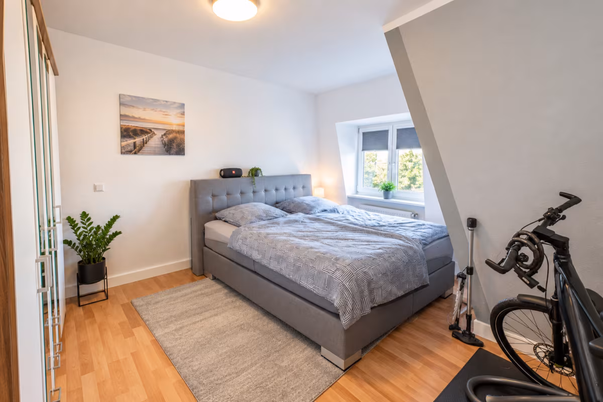 Schlafzimmer Whg. DG Links