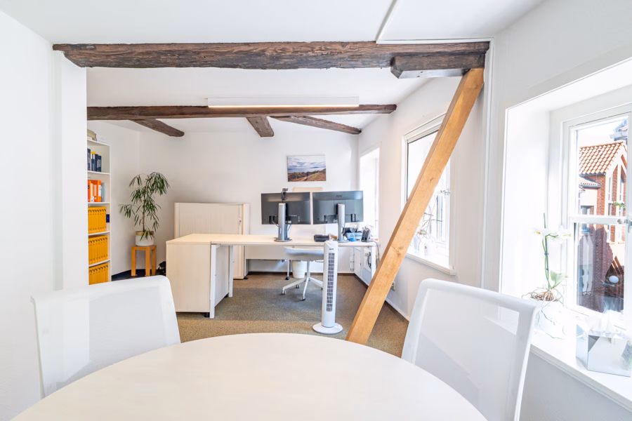 Büro 2