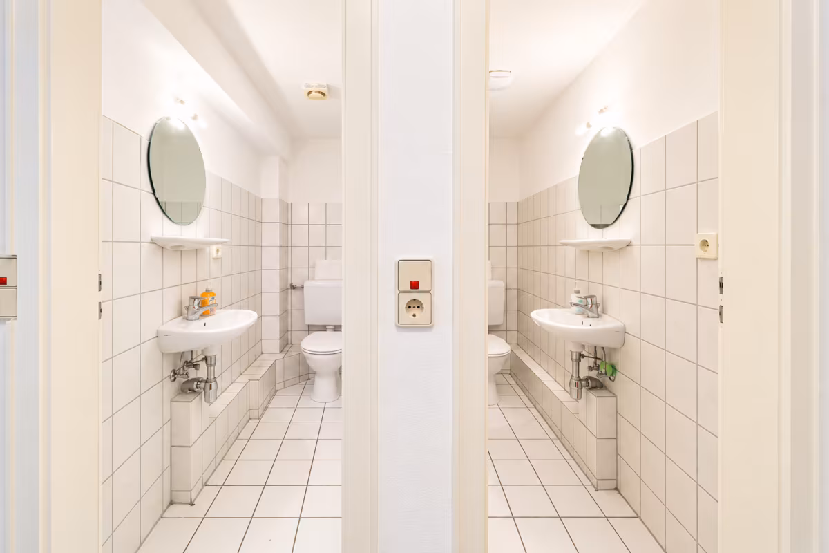 Gewerbeeinheit - Kunden WC
