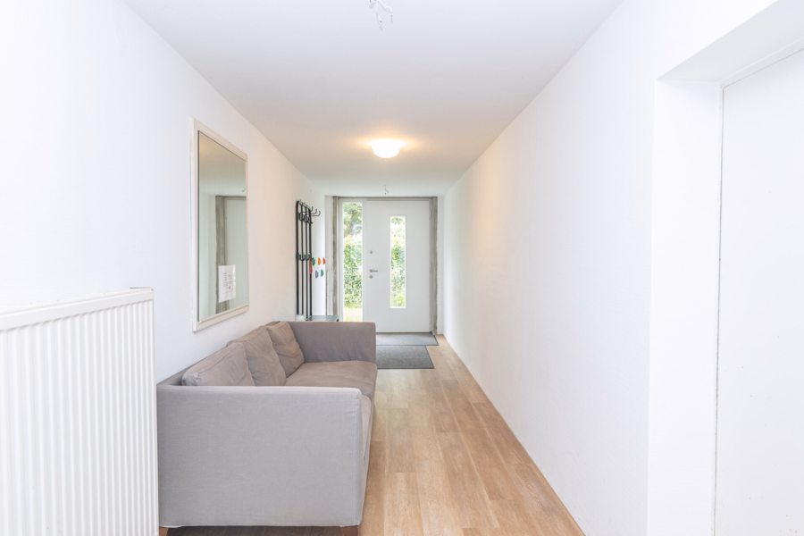 seperater Eingang Nebengebäude