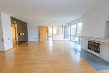 Wohnzimmer - Als Wohnung oder Büro nutzbar! Modernes Ambiente in zentraler Lage.