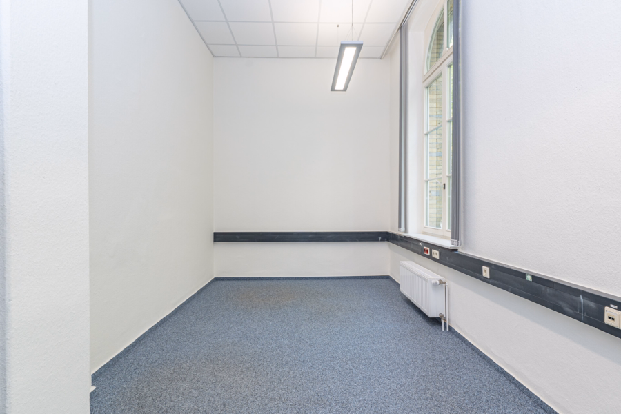 1. OG Altbau Büro 9