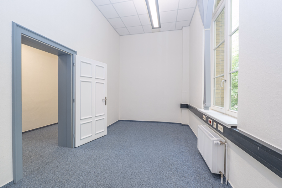 1. OG Altbau Büro 7