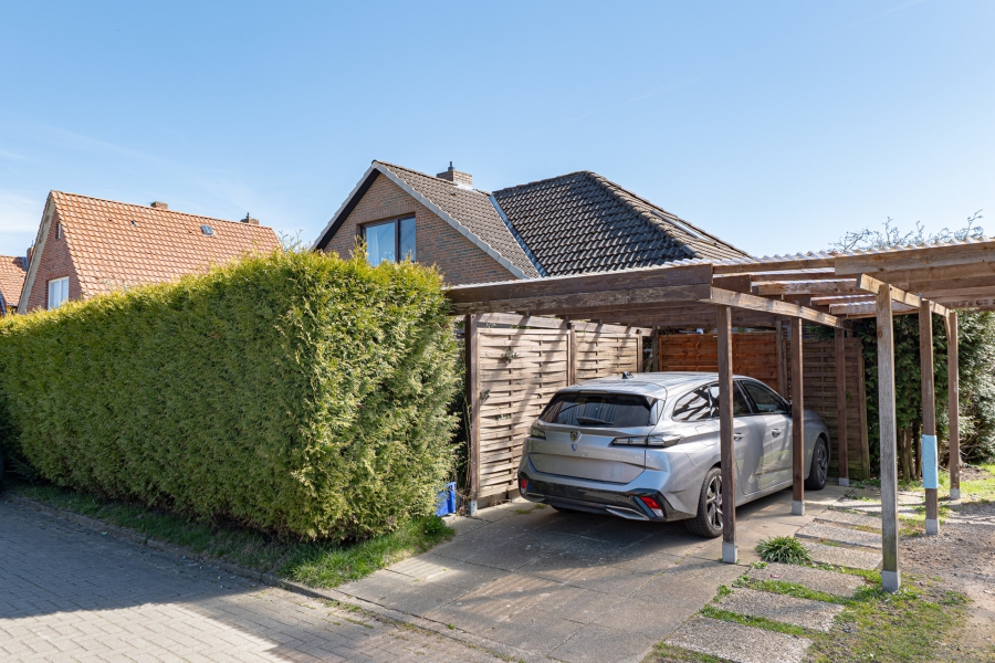 Carport - Vielseitige Immobilie mit Wohn- und Vermietungspotenzial!