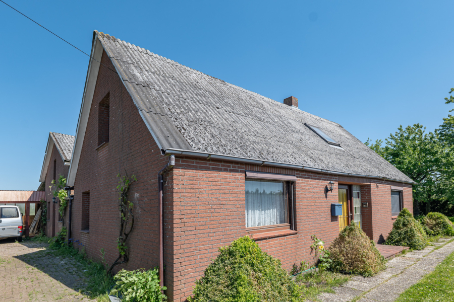 Tolle Doppelhaushälfte bzw. Wohnung inmitten der Natur! - Außenansicht