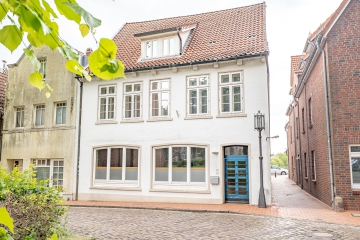 Altstadtflair trifft moderne Architektur – Stilvolle Eigentumswohnung mit Eleganz und Charakter - Außenansicht