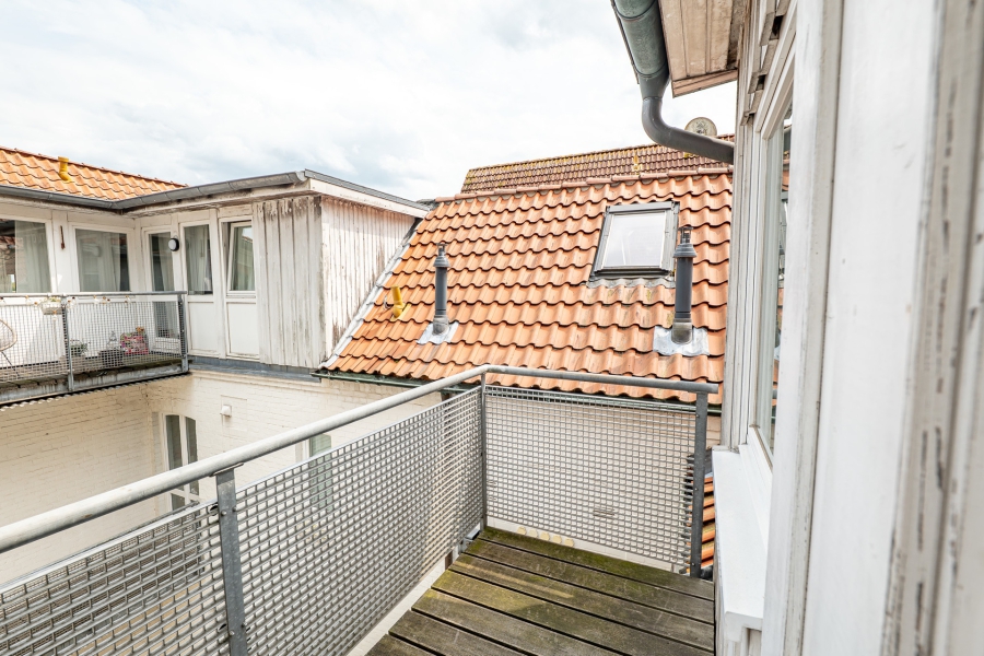 Balkon - Altstadtflair trifft moderne Architektur – Stilvolle Eigentumswohnung mit Eleganz und Charakter