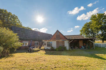 Landidylle mit Einliegerwohnung – Resthof mit viel Raum für Mensch und Tier! - Grundstück