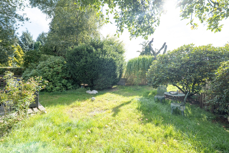 Grundstück - Ein Haus zum Wohlfühlen – ruhig, grün und voller Potenzial!