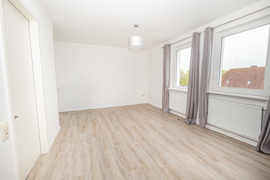 Barrierefrei/ Behindertengerecht und mehr! Eigentumswohnung in Billstedt. - Wohnzimmer