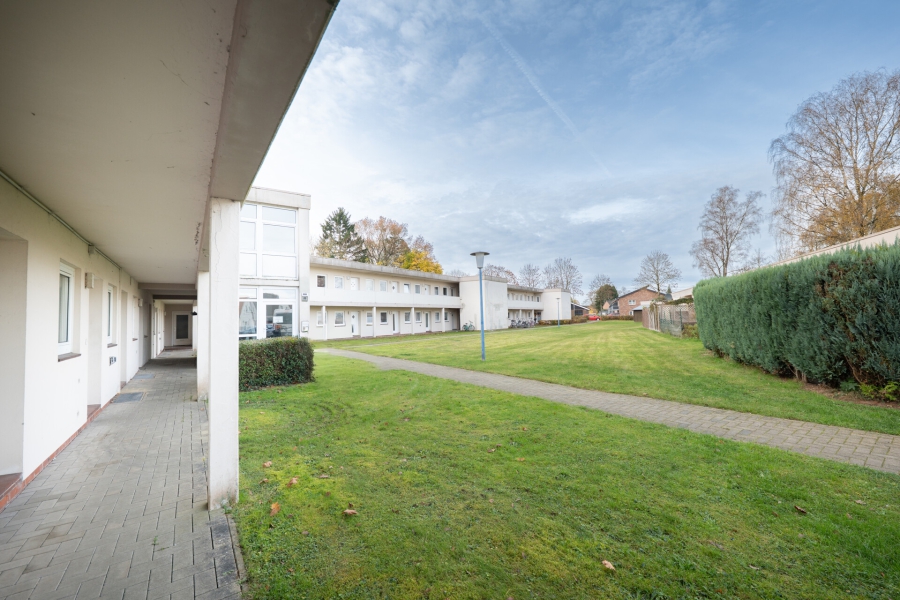 Ansicht Wohnblock - Kleine Wohnung, klarer Schnitt, gute Lage – Eigentumswohnung in Bremervörde