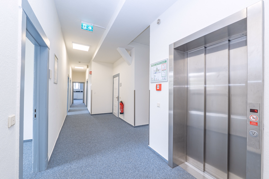 3. OG Altbau Flur