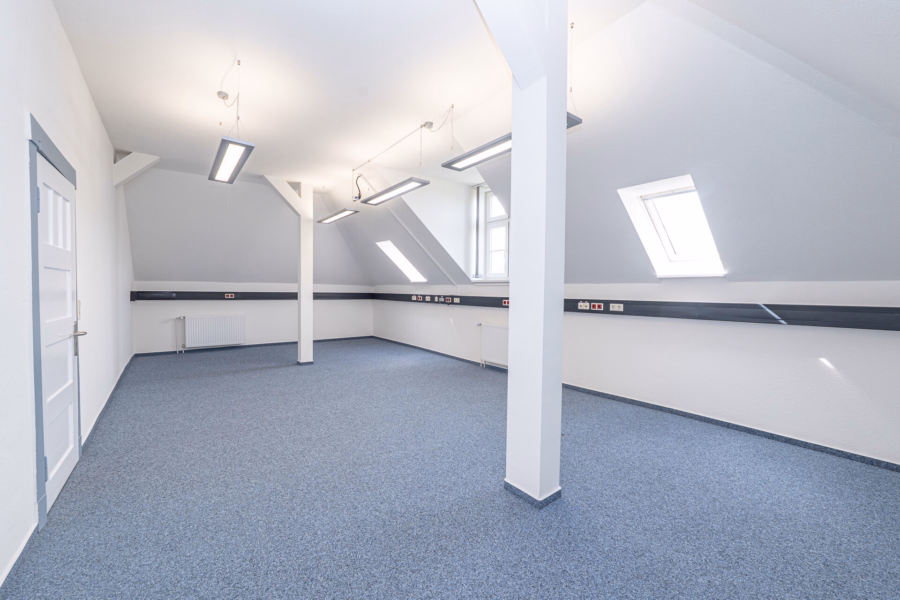 3. OG Altbau Büro 7