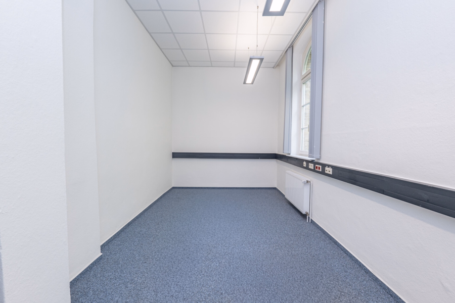 2. OG Altbau Büro 2