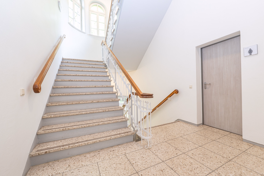 1. OG Altbau Treppenhaus