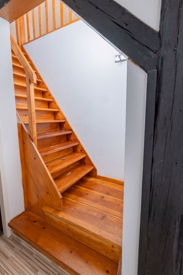 Treppe Spitzboden
