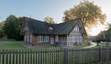 Ansicht - Loftflair im historischen Fachwerk – Lichtdurchflutete 3-Zimmer-Wohnung in Hechthausen