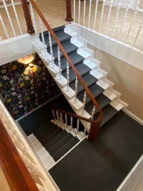 Treppenhaus - Lichtdurchflutetes Zimmer mit Balkon – Willkommen in deiner neuen WG!