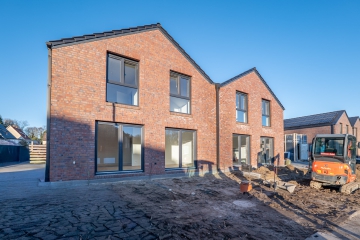 Neubau Doppelhaushälfte in zentraler aber naturnaher Lage!, 21680 Stade, Doppelhaushälfte